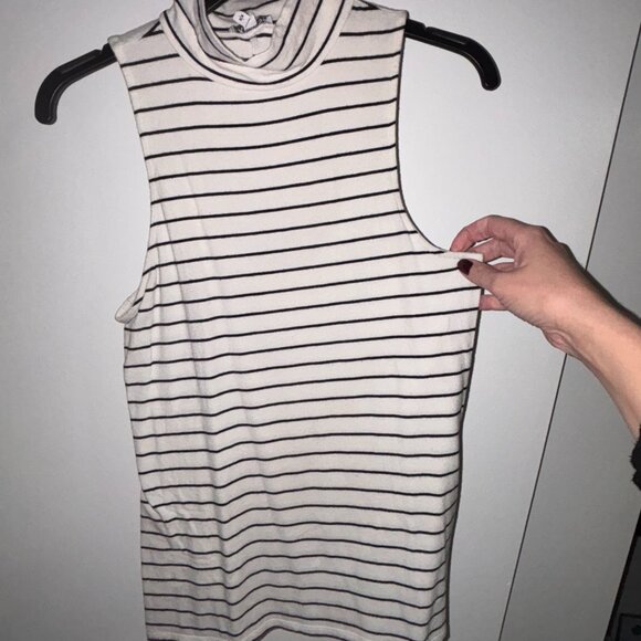 Express Mock Neck Striped Tank Top with Open Back Keyhole, Size M - Picture 3 of 3